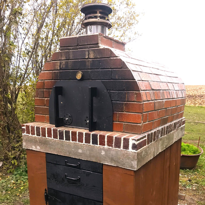 Brick Outdoor Pizza Oven with Red Brick Veneer: A Step-by-Step Guide